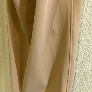 Lululemon Stretch High-Rise Jogger 
Full Length - Size 8
